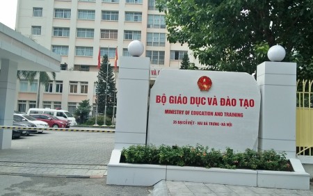 Thông tư 19/2025/TT-BGDĐT quy định về khen thưởng và kỷ luật học sinh