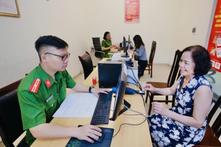 Nghị quyết số 22/2026/NQ-CP: Cắt giảm, phân cấp, đơn giản hóa thủ tục hành chính, điều kiện kinh doanh thuộc phạm vi quản lý của Bộ Công an